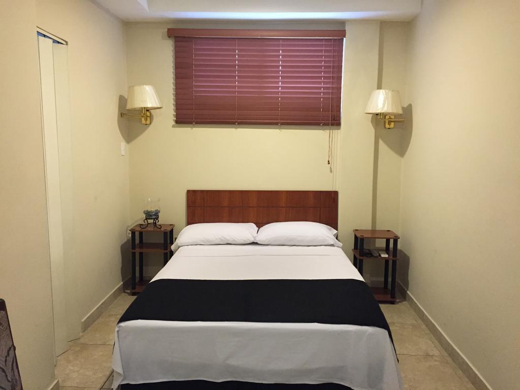 El Patio Suites II Guayaquil Buitenkant foto