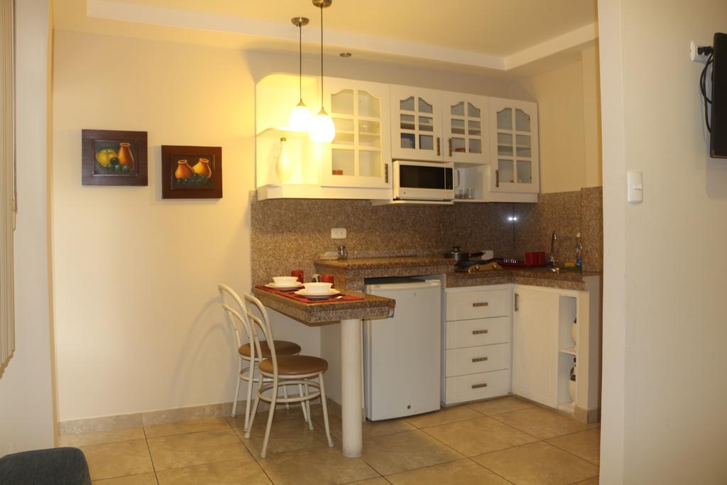El Patio Suites II Guayaquil Buitenkant foto