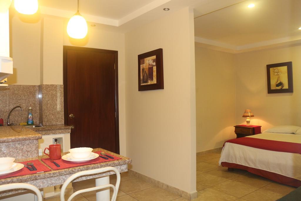 El Patio Suites II Guayaquil Buitenkant foto