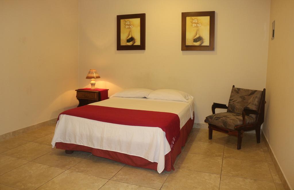 El Patio Suites II Guayaquil Buitenkant foto