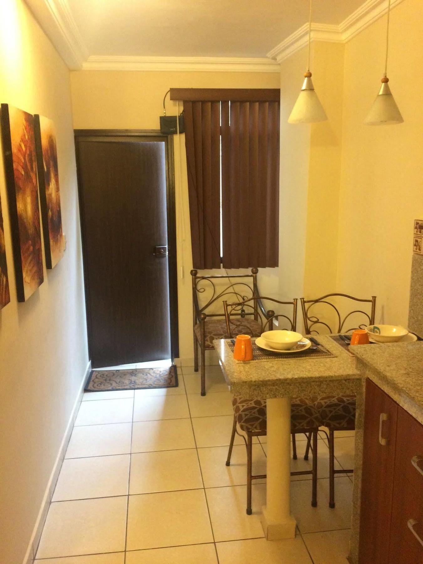 El Patio Suites II Guayaquil Buitenkant foto