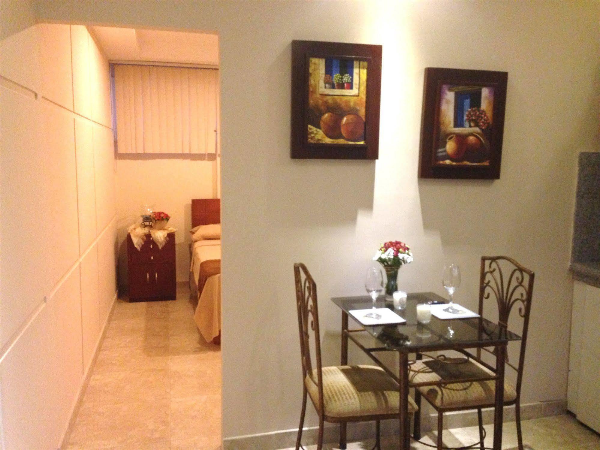 El Patio Suites II Guayaquil Buitenkant foto