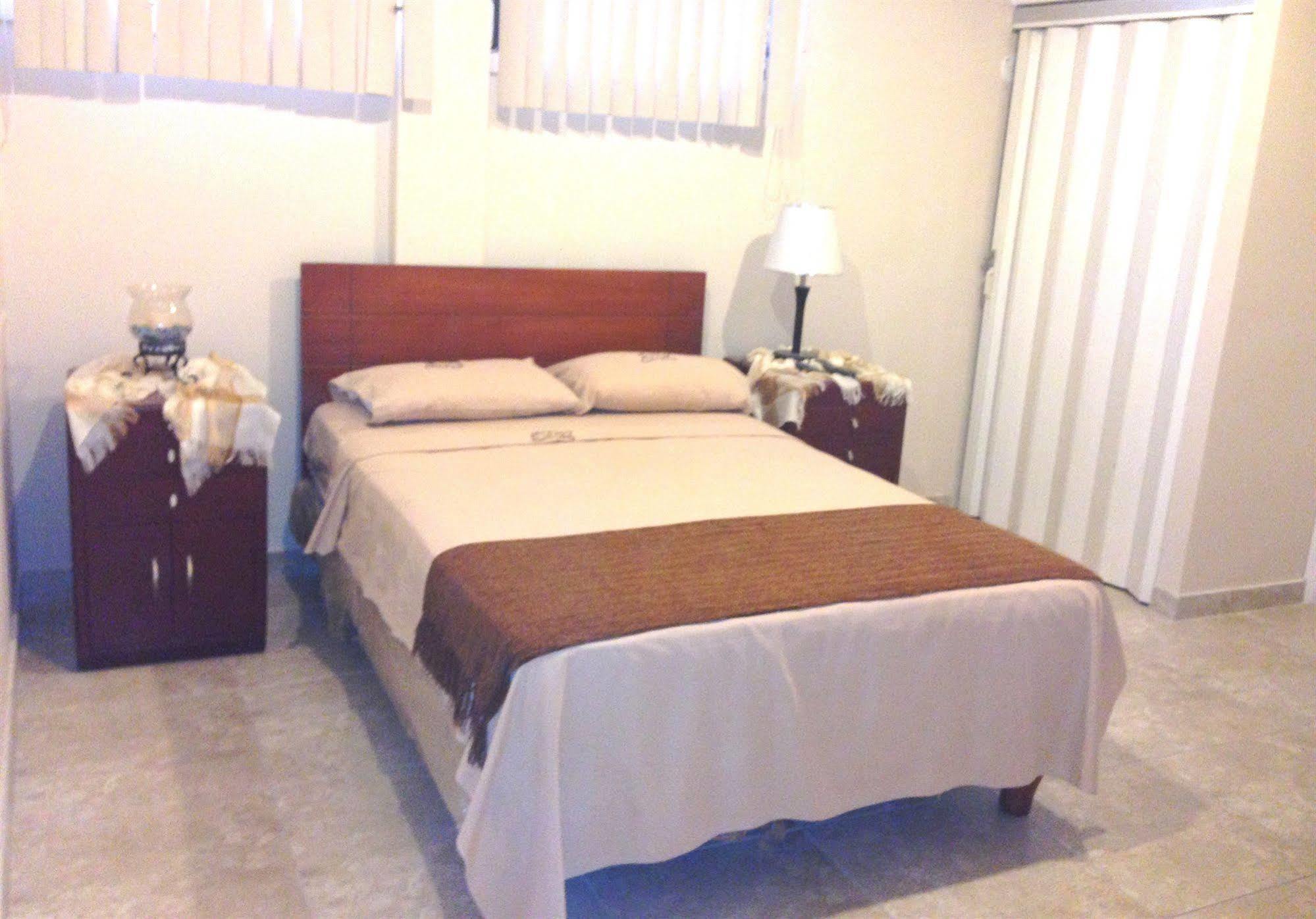 El Patio Suites II Guayaquil Buitenkant foto