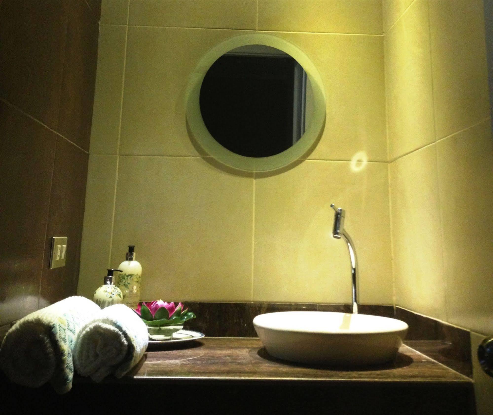 El Patio Suites II Guayaquil Buitenkant foto